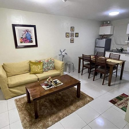 3 Bedrooms 3 Baths Victorian Style Townhouse Fully Furnished Batangas Exterior photo